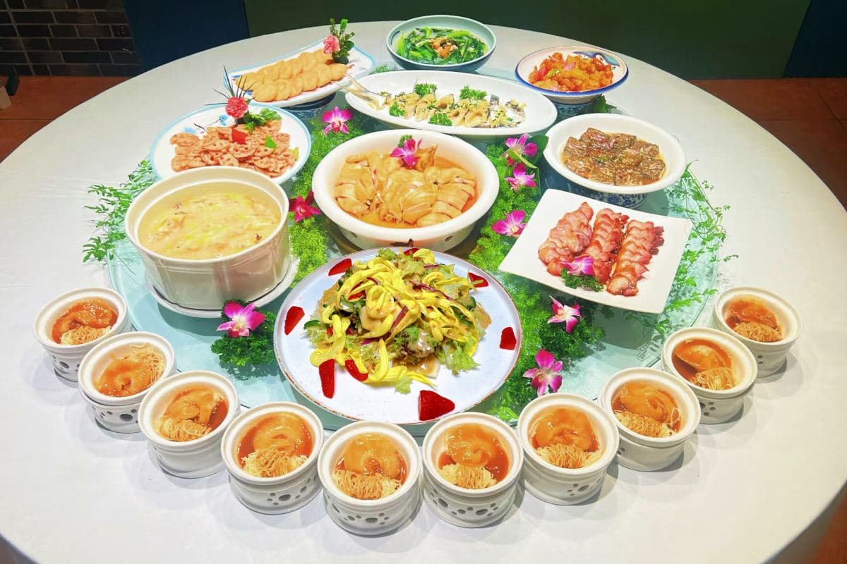 中山+佛山2天團·《食足四餐~鮑參翅肚燕五重奏+星級酒店》國際品牌~中山Le Méridien保利艾美酒店(永安旅遊 旅行團)