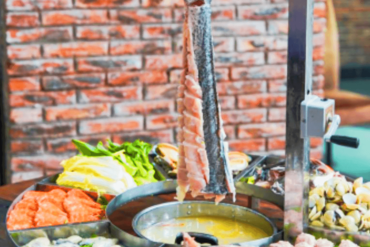 中山+佛山2天團·保證入住中山維納斯皇家酒店~中山翠亨新區馬鞍島「臥海長龍~深中大橋最佳觀賞點」「迎恩街」「漁人碼頭」(永安旅遊 旅行團)