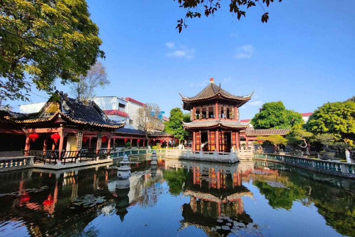 江門+佛山+廣州3天團·《大灣區美食攻略》連續7年蟬聯米其林&連續2年榮獲黑珍珠餐廳《海晏樓》&江門首家旗艦店《楓林小館》(永安旅遊 旅行團)