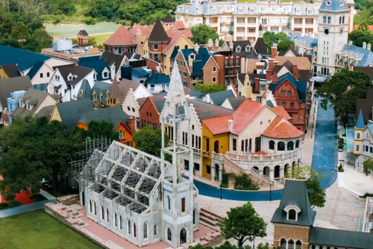 廣州2天團·City Walk「廣州Aranya」歐洲風情小鎮 保證入住 廣州維也納國際酒店(原希爾頓歡朋酒店)(永安旅遊 旅行團)