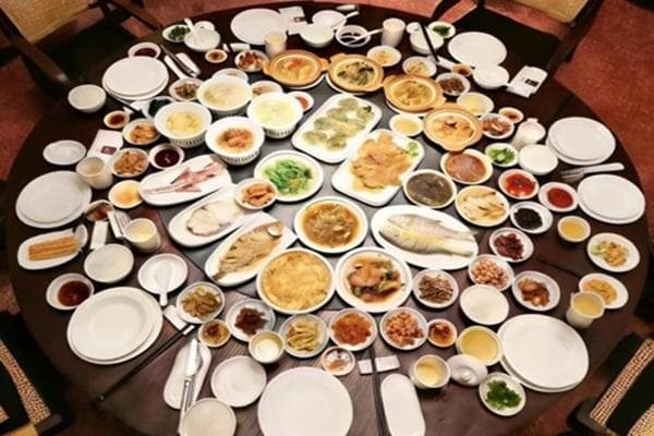 《乘坐高速鐵路往返潮汕》潮州 汕頭 純玩 3天
捐窿捐罅尋美食,嶄新享用〝至尊潮粵菜90分鐘任點任食放題〞
〝潮汕必食〞正宗澄海鹵水獅頭鵝、一人一鍋任食牛肉火鍋(東瀛遊 旅行團)